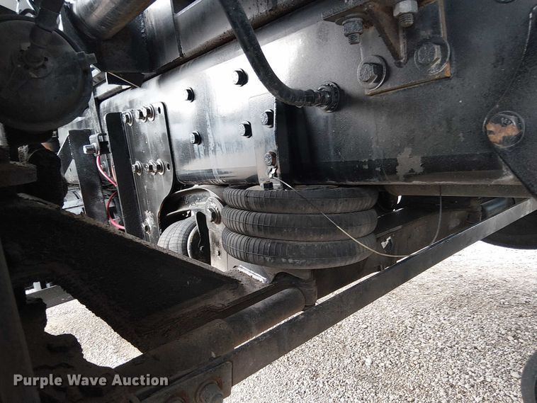 image for item EG1715 2015 Freightliner 114SD vacuum truck