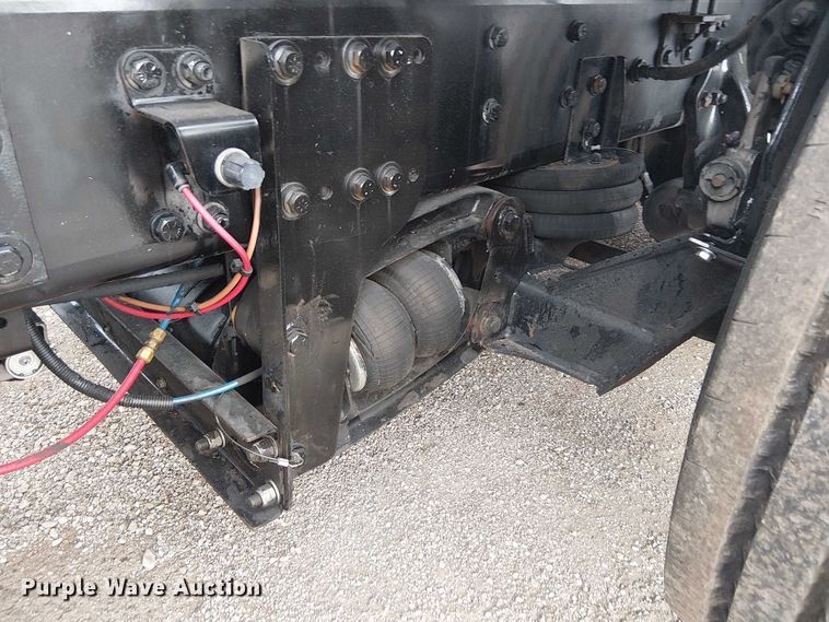 image for item EG1715 2015 Freightliner 114SD vacuum truck