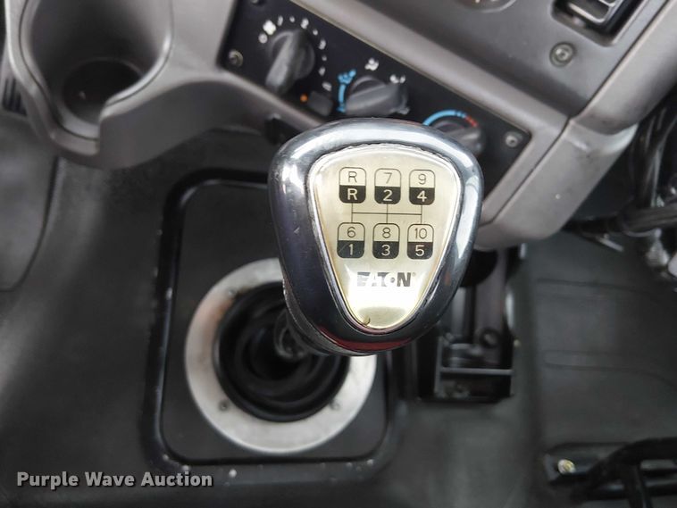 image for item EG1715 2015 Freightliner 114SD vacuum truck