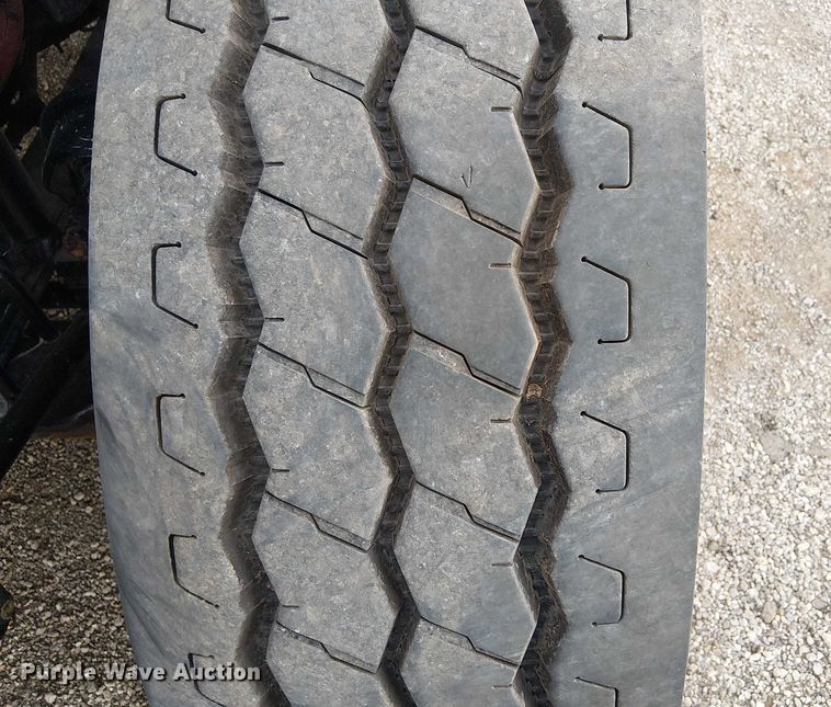 image for item EG1715 2015 Freightliner 114SD vacuum truck