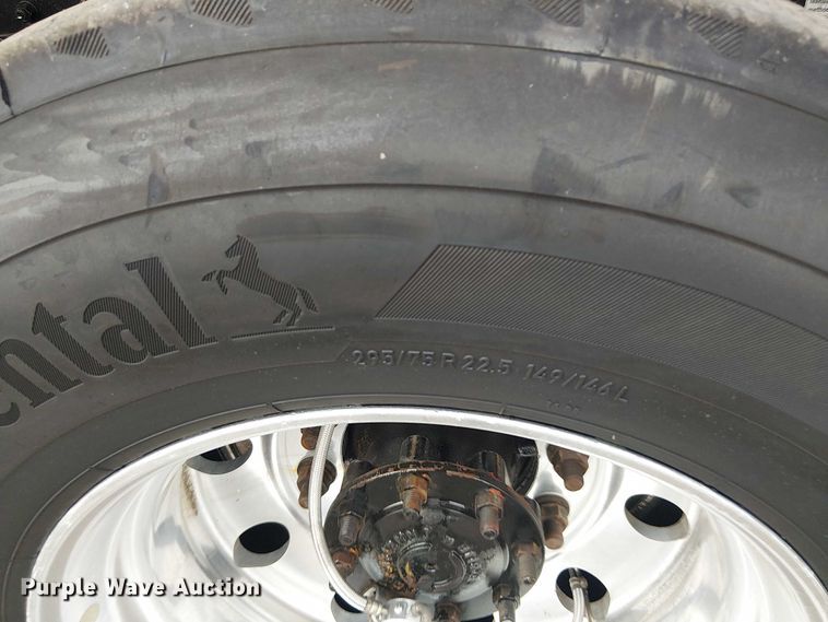 image for item EG1715 2015 Freightliner 114SD vacuum truck