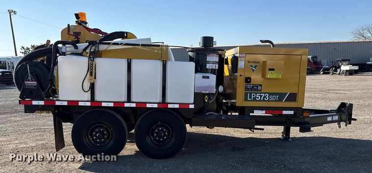 image for item EG1717 2024 Vermeer LP573SDT vacuum excavator