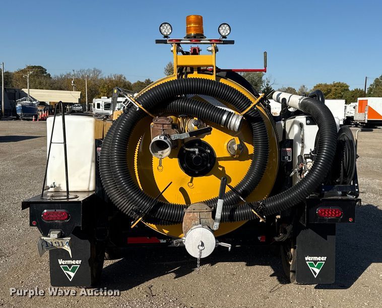 image for item EG1717 2024 Vermeer LP573SDT vacuum excavator