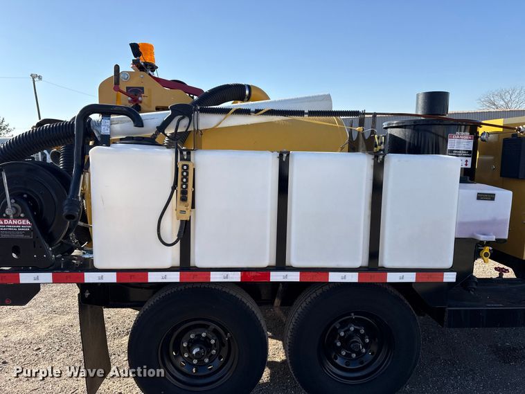 image for item EG1717 2024 Vermeer LP573SDT vacuum excavator