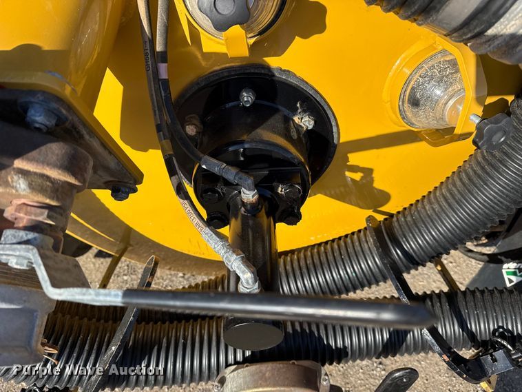 image for item EG1717 2024 Vermeer LP573SDT vacuum excavator