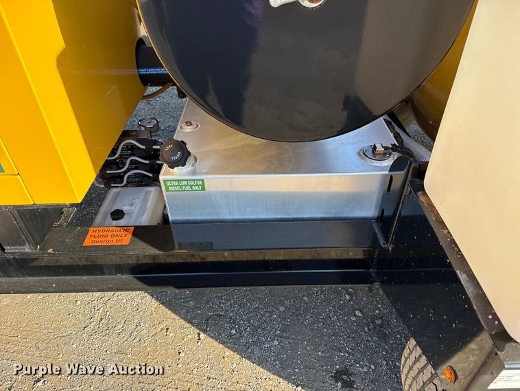 image for item EG1717 2024 Vermeer LP573SDT vacuum excavator