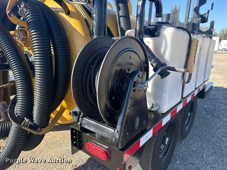 image for item EG1720 2023 Vermeer LP573SGT vacuum excavator