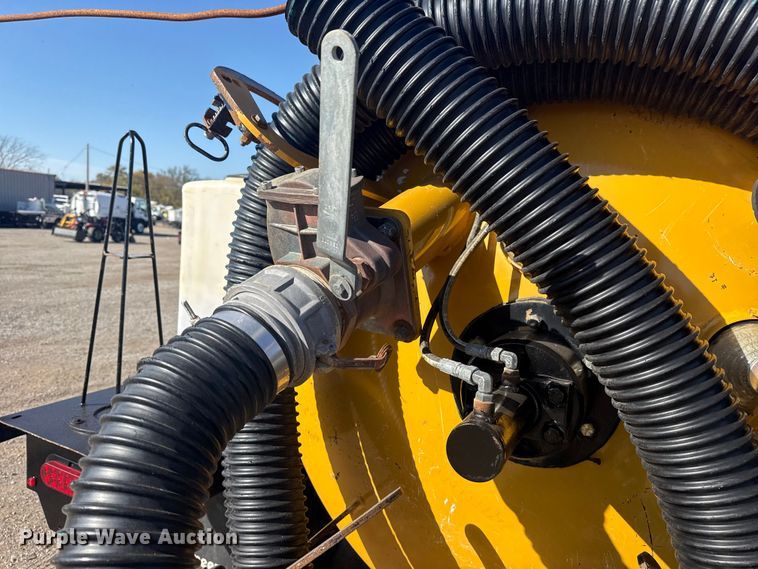 image for item EG1720 2023 Vermeer LP573SGT vacuum excavator