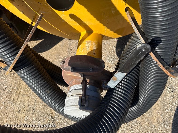 image for item EG1720 2023 Vermeer LP573SGT vacuum excavator