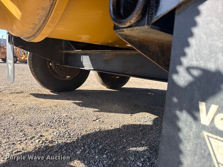 image for item EG1720 2023 Vermeer LP573SGT vacuum excavator