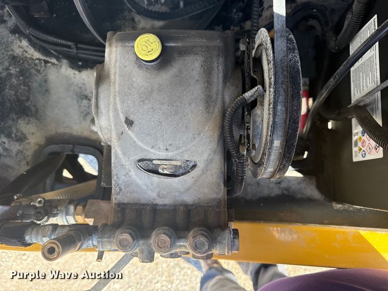 image for item EG1720 2023 Vermeer LP573SGT vacuum excavator