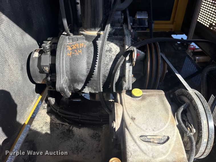 image for item EG1720 2023 Vermeer LP573SGT vacuum excavator