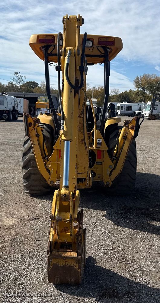 image for item EG1726 2007 John Deere 110 backhoe