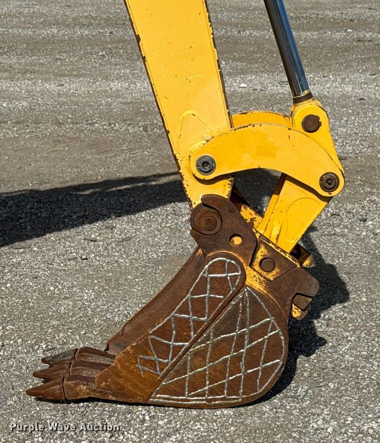 image for item EG1726 2007 John Deere 110 backhoe