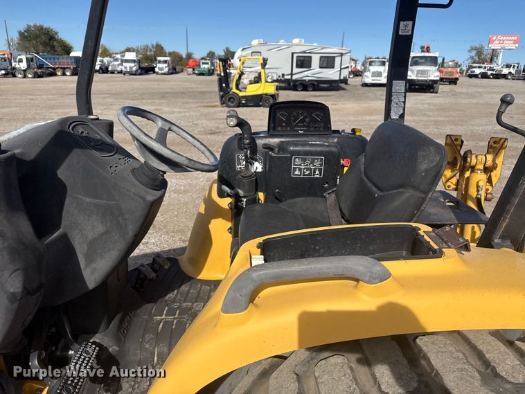 image for item EG1726 2007 John Deere 110 backhoe