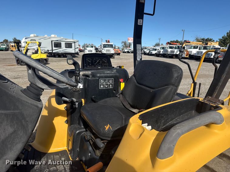 image for item EG1726 2007 John Deere 110 backhoe