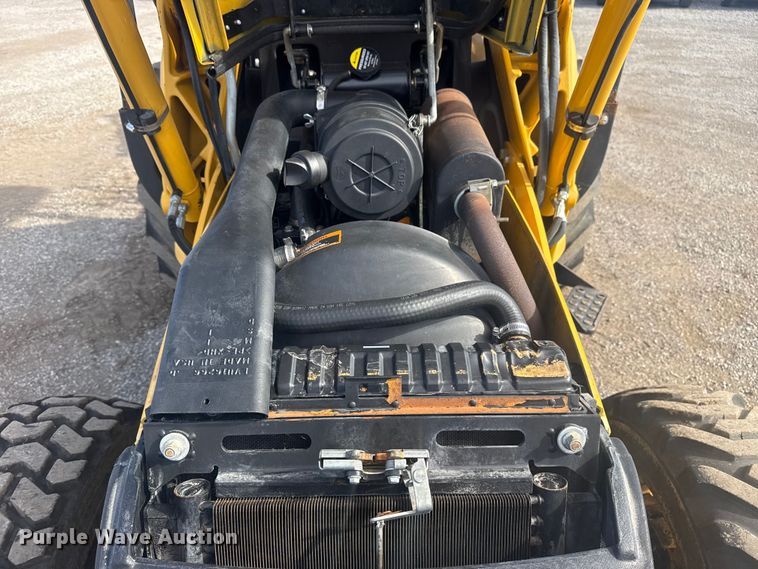 image for item EG1726 2007 John Deere 110 backhoe