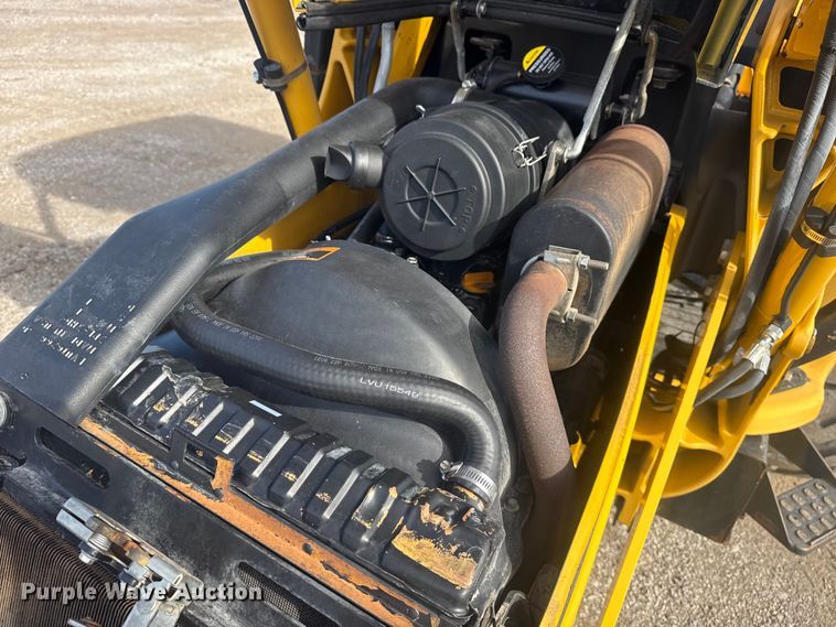 image for item EG1726 2007 John Deere 110 backhoe