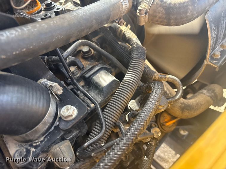 image for item EG1726 2007 John Deere 110 backhoe