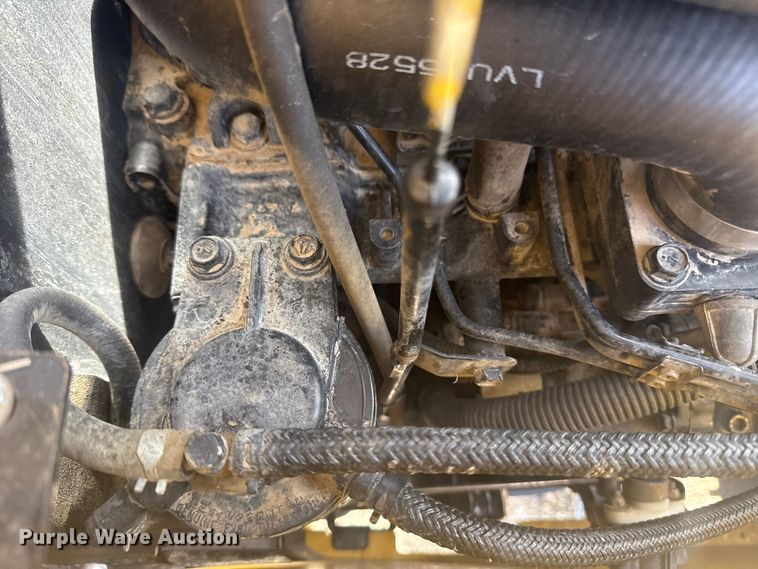 image for item EG1726 2007 John Deere 110 backhoe