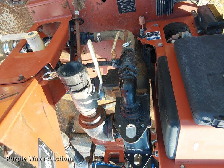 image for item EG8252 2019 Freightliner 114SD flatbed truck