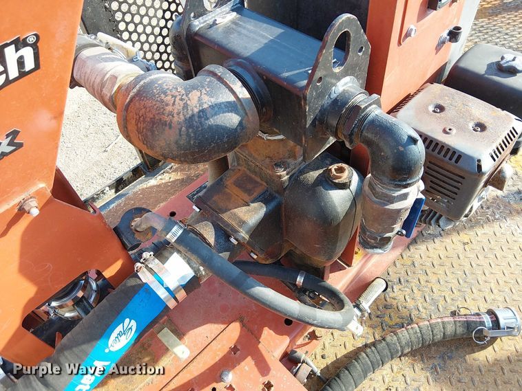 image for item EG8252 2019 Freightliner 114SD flatbed truck