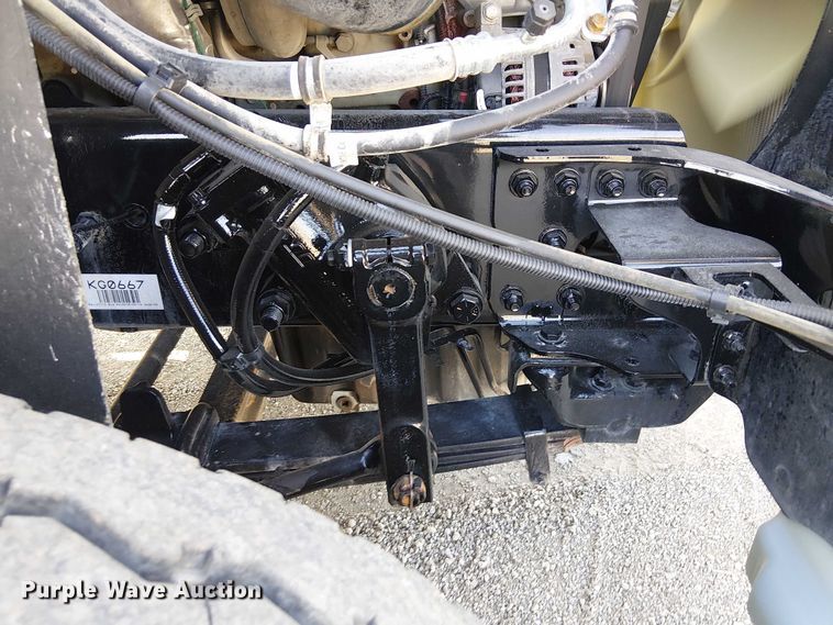 image for item EG8252 2019 Freightliner 114SD flatbed truck