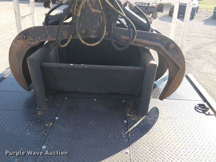 image for item EG8253 2002 Western Star 4900 crane truck