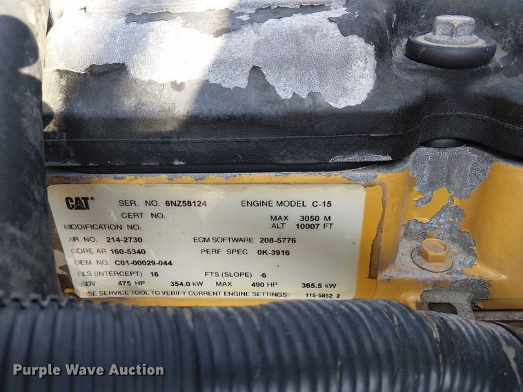 image for item EG8253 2002 Western Star 4900 crane truck