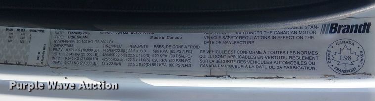 image for item EG8253 2002 Western Star 4900 crane truck