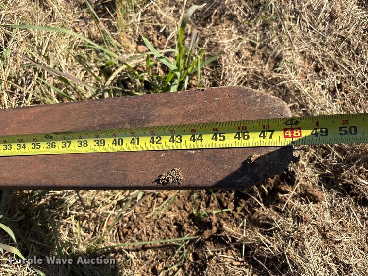 image for item EG8268 4' L loader forks