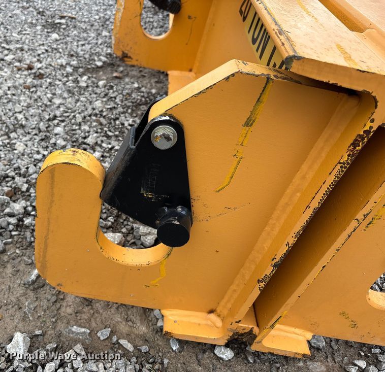 image for item EJ7704 Caldwell 22-20-12 spreader bar