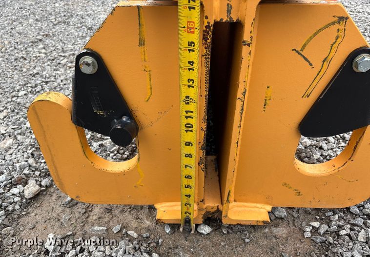 image for item EJ7704 Caldwell 22-20-12 spreader bar