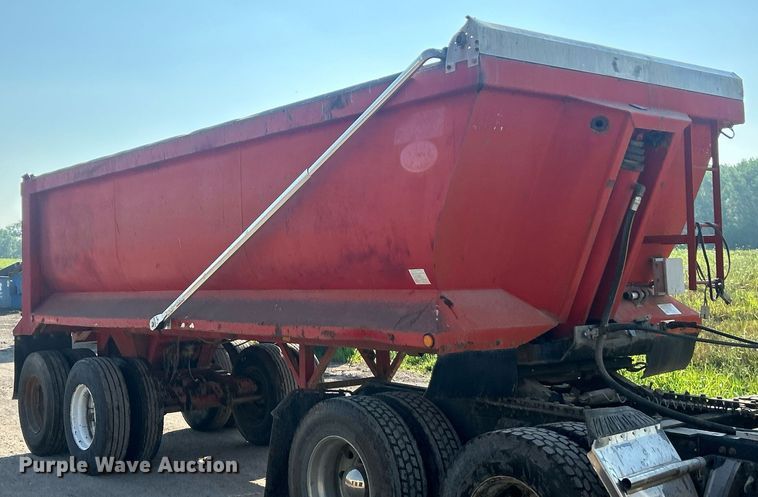 image for item EK8167 1989 Hilbilt 22-27 MAT.HD end dump trailer