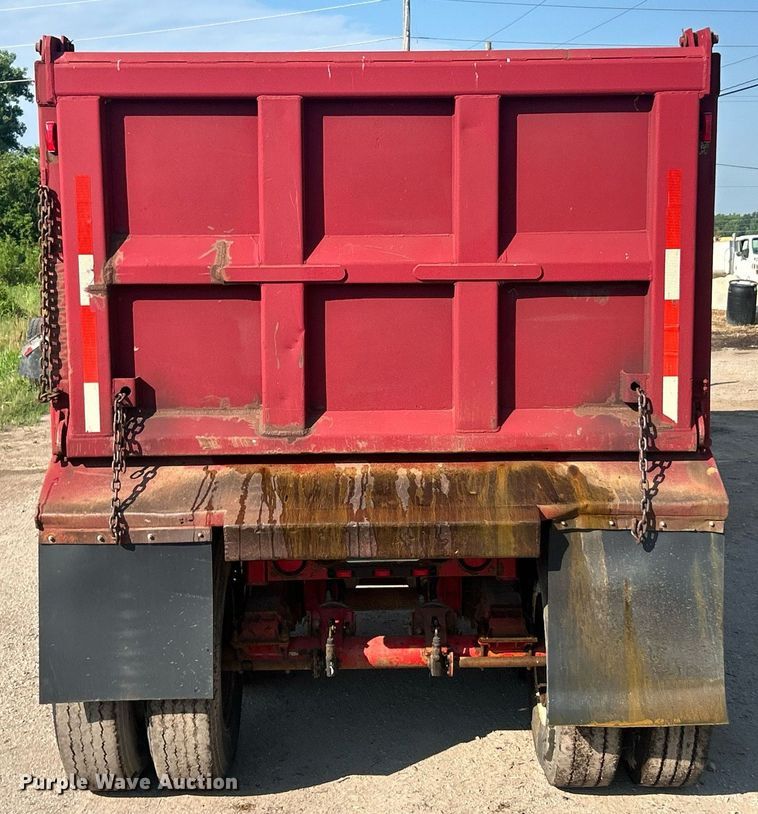 image for item EK8167 1989 Hilbilt 22-27 MAT.HD end dump trailer