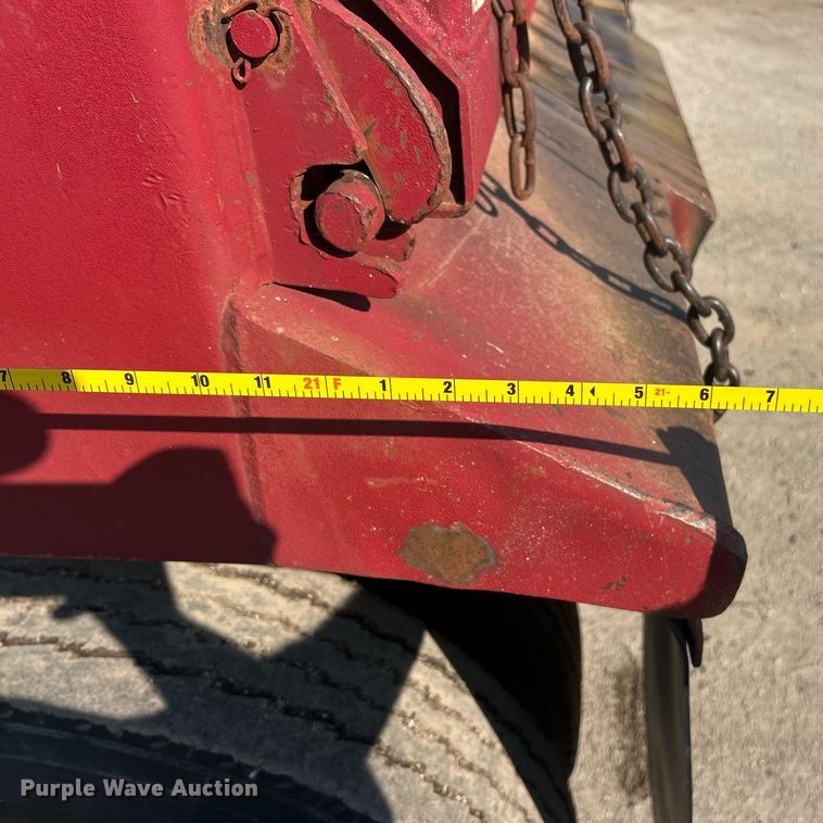 image for item EK8167 1989 Hilbilt 22-27 MAT.HD end dump trailer