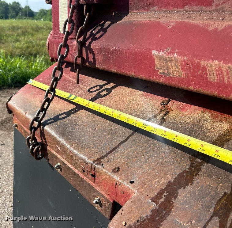 image for item EK8167 1989 Hilbilt 22-27 MAT.HD end dump trailer