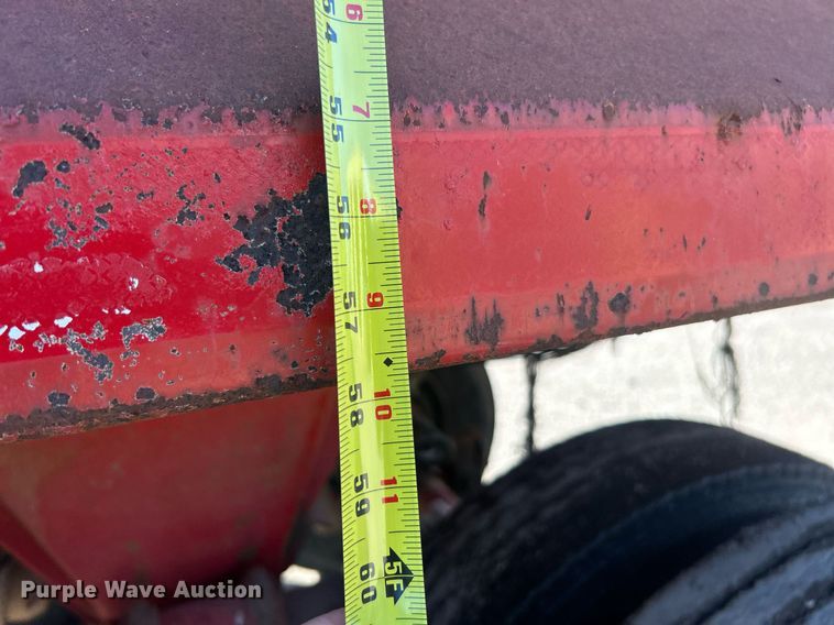 image for item EK8167 1989 Hilbilt 22-27 MAT.HD end dump trailer