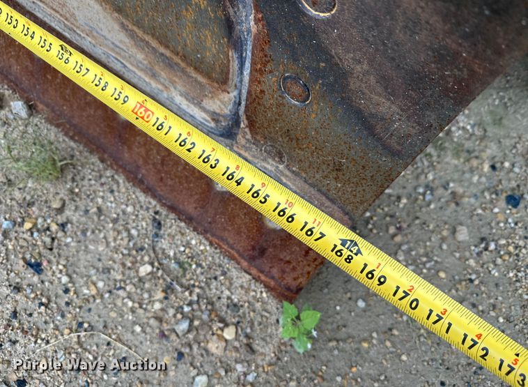 image for item EL0085 2000 John Deere 770CH motor grader