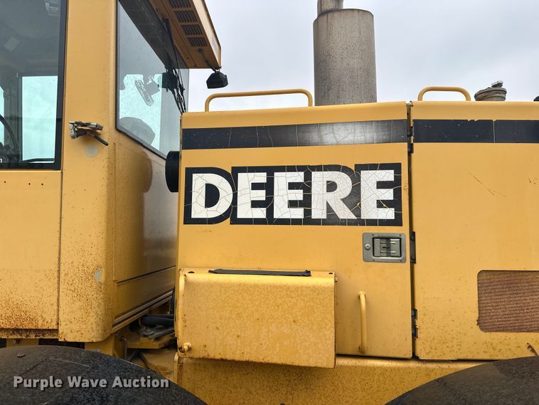 image for item EL0085 2000 John Deere 770CH motor grader