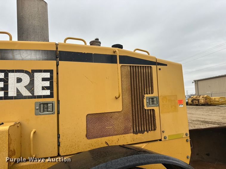 image for item EL0085 2000 John Deere 770CH motor grader