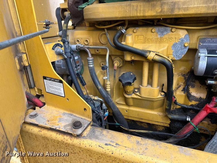 image for item EL0085 2000 John Deere 770CH motor grader