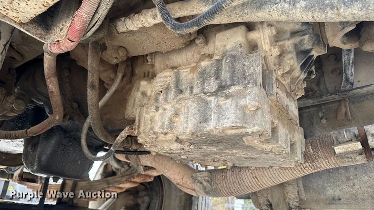 image for item EM2495 2003 Sterling L7500 Series dump truck