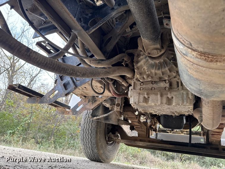 image for item EM2495 2003 Sterling L7500 Series dump truck