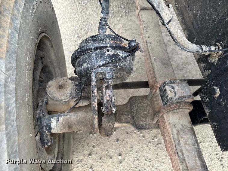 image for item EM2495 2003 Sterling L7500 Series dump truck