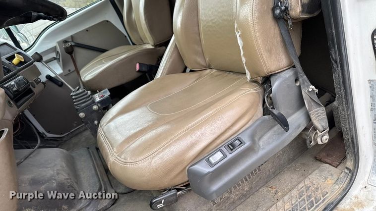 image for item EM2495 2003 Sterling L7500 Series dump truck