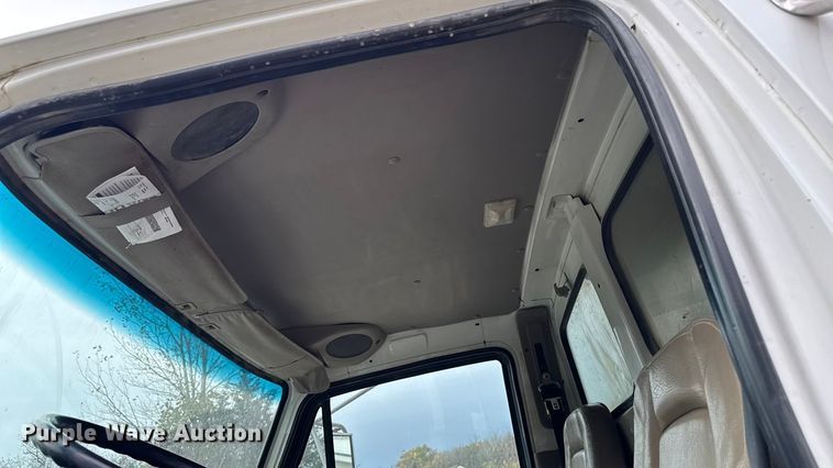 image for item EM2495 2003 Sterling L7500 Series dump truck