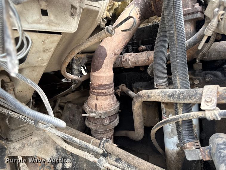 image for item EM2495 2003 Sterling L7500 Series dump truck