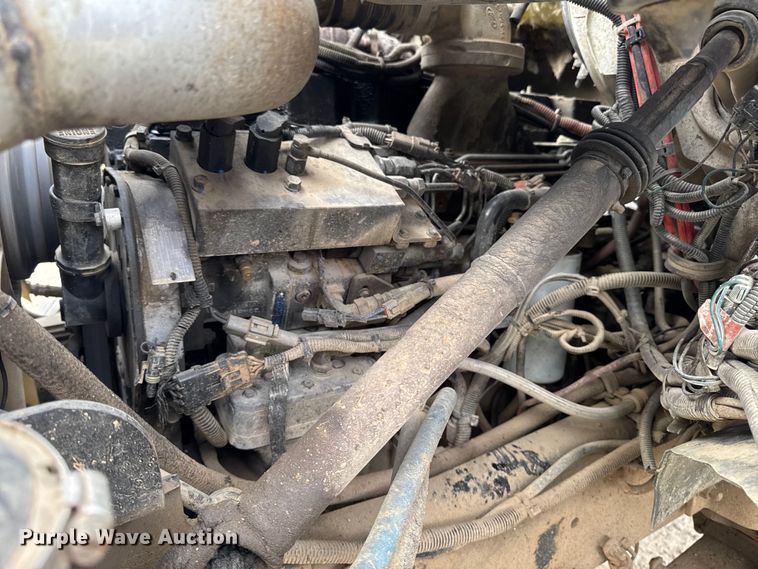 image for item EM2495 2003 Sterling L7500 Series dump truck