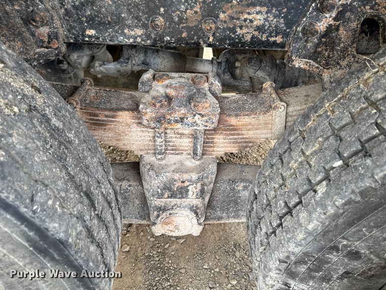 image for item EM2495 2003 Sterling L7500 Series dump truck